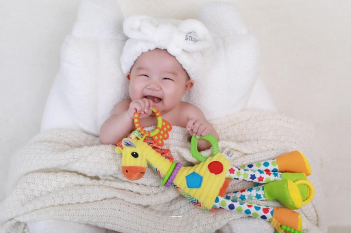 昌吉1岁宝宝流鼻涕打喷嚏